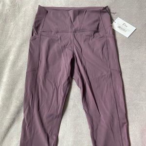 Zyia Pocket Brilliant Hi-Rise Capri 20”